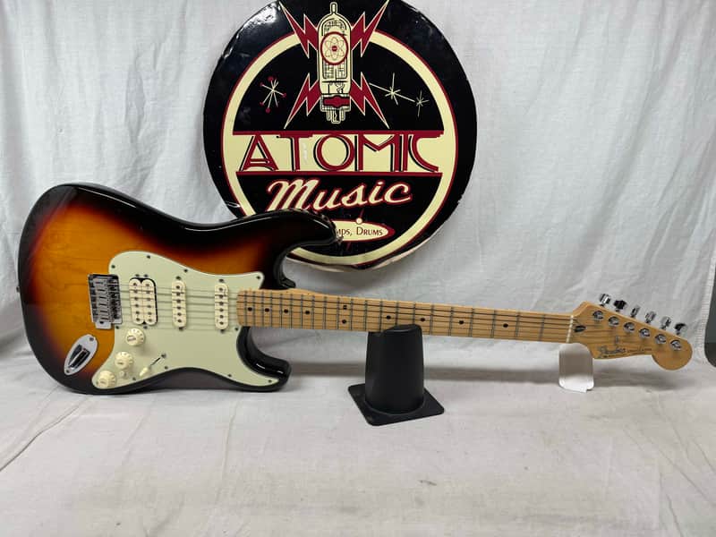 Fender Stratocaster HSS Guitar - Upgraded Electronics / Pickups - MIM Mexico 2004 - 3-Color Sunburst / Maple neck image 1