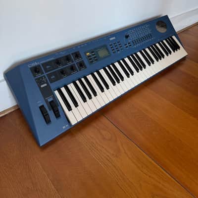 Yamaha CS1x Control Synthesizer 1996 - Blue