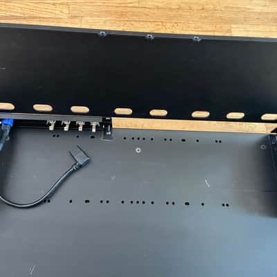 Vertex Pedalboard with Custom Patch Bay image 3