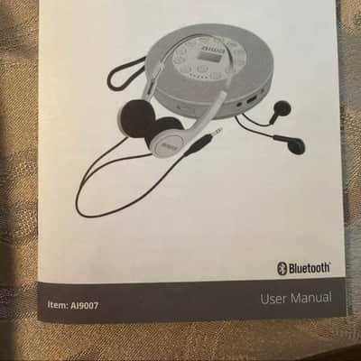 aiwa Portable audio CD player w Earbuds, Headphones - BLACK image 10