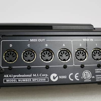 AKAI MPC2500 128MB image 8