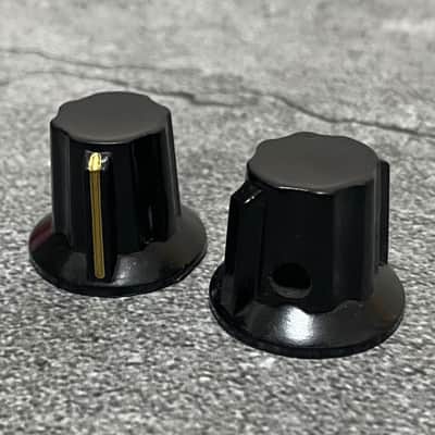 2x Black Bakelite Gold Line Wing Knob Vintage Style Medium Amp Guitar Pedal Pointer 6mm Solid Shaft image 3