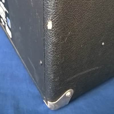 Fender Frontman 38 Watt PR 241 Guitar Combo Amplifier -- Excellent Condition image 10