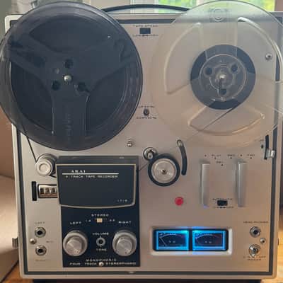 AKAI 1710 Tube Reel to Reel 4-Track – Serviced – Tested – No Cover image 1