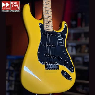 Fender Player II Modified Stratocaster with Maple Fretboard 2025 - Present - Sunshine Yellow image 1