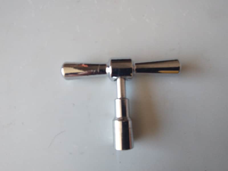 Unknown Extra large chrome plated drum and percussion instrument tuning key and never used image 1