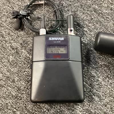Shure ULX4D G50 Wireless Handheld Belt Pack Combo w-Dante image 2
