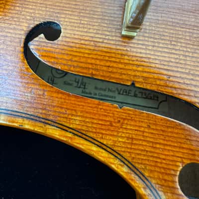 SHAR Fine Instruments 4/4 Violin Karl Joseph Schneider 2014 and Alessandro Carlesso Bow image 8