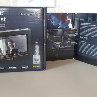 Blackmagic Design Video Assist HDMI/6G-SDI Recorder and 5" Monitor with  Battery Pack image 4