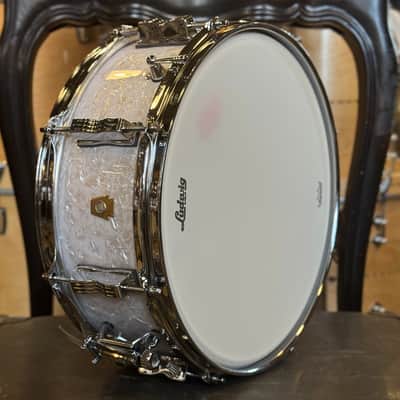 NEW Ludwig 5.5x14 Jazz Fest Snare Drum in White Marine Pearl image 4