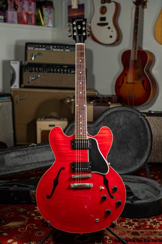 2010 Gibson Custom ES-335 Dot Cherry Finish Flamed Maple w/OHSC