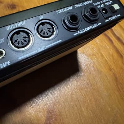 Alesis SR-16 Drum Machine (Used) image 4