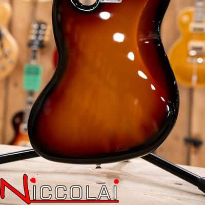 FENDER Vintera III Early '70s Jazz Bass Rosewood Fingerboard, 3-Color Sunburst image 16