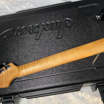 NEW ! Jackson Custom Shop Dinky HSH - Roasted Maple Neck & Fretboard - DK - 3-Tone Sunburst - Authorized Dealer - 7.5 lbs - G06672 image 13