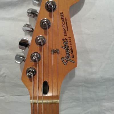 1993 Fender Stratocaster, Black Body with White Pickguard, Maple Neck image 6
