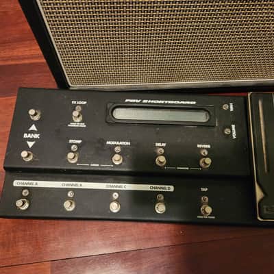 Line 6 Flextone III XL 150-Watt 2x12" Stereo Modeling Combo Amp image 5