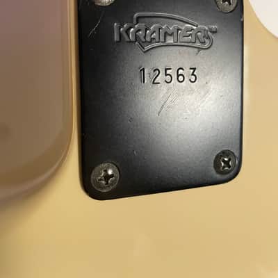 Kramer Baretta White/Maple 1985 image 19