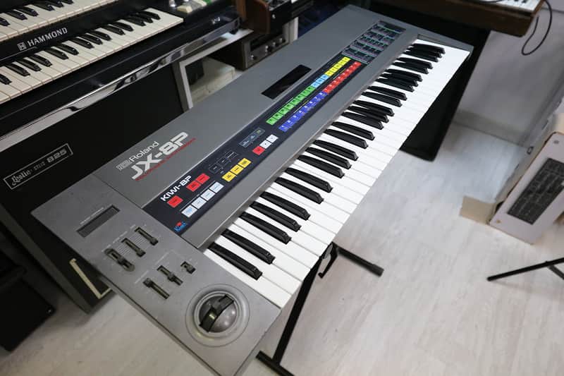 Roland JX-8P アナログシンセサイザー maxresdefault.jpg