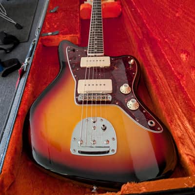 【最終値下げ】 AmericanVintage 65 Jazzmaster Fender American Vintage '65 Jazzmaster review | MusicRadar
