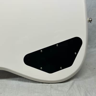 Epiphone Crestwood Custom Tremotone - Polaris White image 15