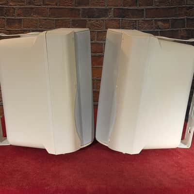 OWI AMP6022W 6.5" 40-Watt Surface Mount Speaker Pair White image 5