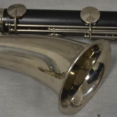 Clarinete Bajo Yamaha 220 en perfecto estado image 16