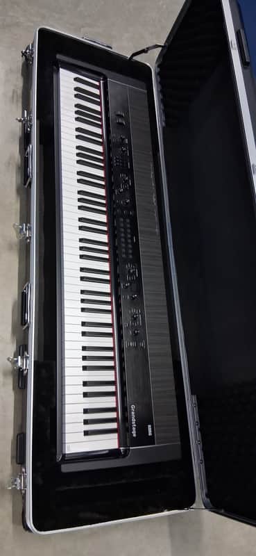 Korg Grandstage 88 + Flightcase + Support image 1