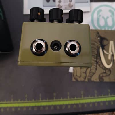 Walrus Audio Ages Five-State Overdrive 2020 - Present - Olive Green with box and goodies no velcro. image 3