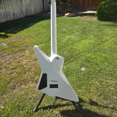 Jackson Pro Series Phil Demmel Signature Demmelition Fury PDT with Laurel Fretboard 2019 - Present - Snow White image 6