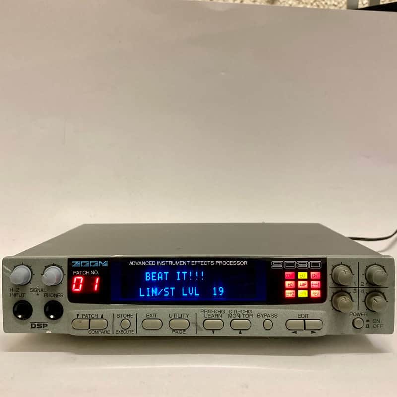 ZOOM 9030 マルチエフェクター ZOOM 9030 Multi Effects + 8050 Foot Controller Tested w/ Adapter
