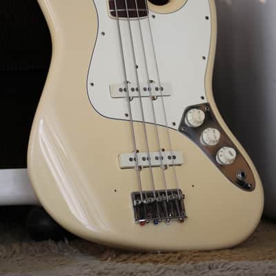1983 Fender Jazz-Bass  - Ivory NOHSC. image 12