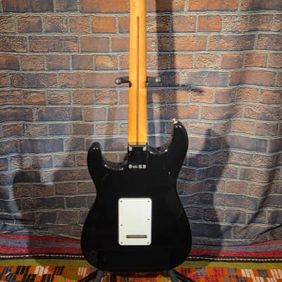 Fender 2018 Player Stratocaster Maple Fretboard Black image 15