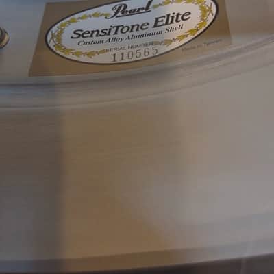 Pearl STE1450AL SensiTone Elite 14x5" Aluminum Snare Drum 2010s - Aluminum image 3