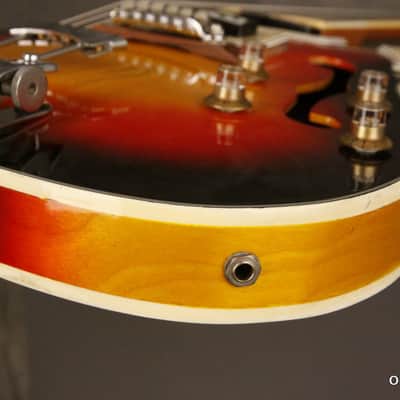Toledo Hollowbody MIJ 1970s Sunburst image 15