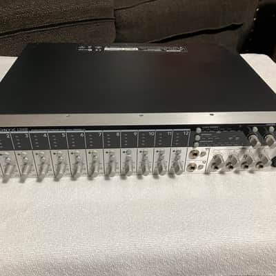Mackie Onyx 1200F FireWire Audio Interface 2006 - 2009 - Dark Gray image 2