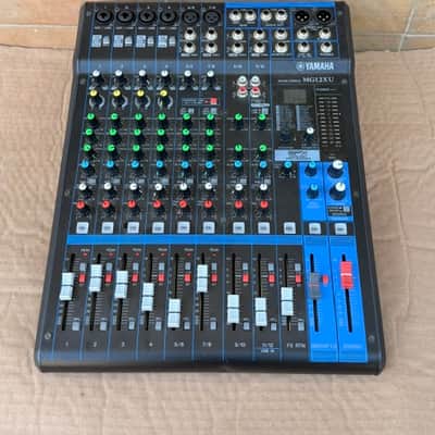 Yamaha MG12XU Mixing Console image 2