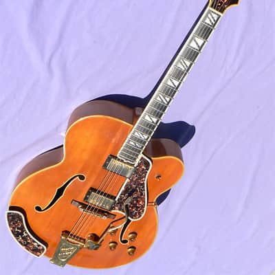 1959 Merle Travis Custom NAMM Show Super 400: 'Super Bee' image 1