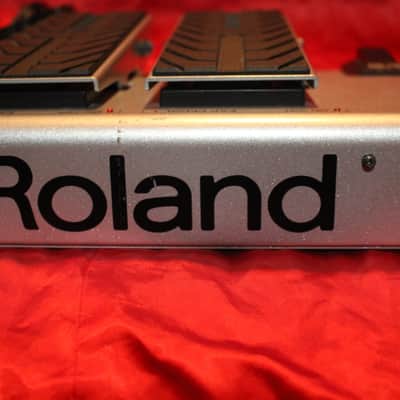 Roland VG-99 V-Guitar Modeling Synth with GK-3 Pickup and FC-300 MIDI Foot Controller - Silver image 19