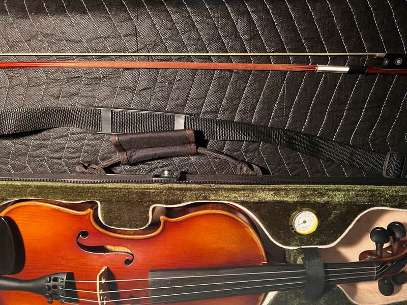 Vienna Strings European Tradition Model 300 Violin 4/4 image 1