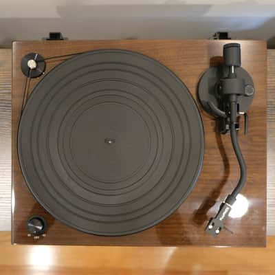 Fluance RT83 Reference Turntable Walnut - Ortofon 2M Red Cartridge - RT83W image 3
