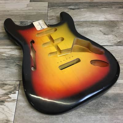 Made to Order - FRANCHIN Mercury F guitar body Relic Aged 100% Nitro Lacquer (Sunburst/ Black/ White/ Blue/ Green/ Yellow/ Red/ Pink/ Burgundy/ Purple/ Gold/ Silver, etc.) Basswood Poplar Stratocaster-Strat-S-Style F-hole Thinline Made in Italy image 22