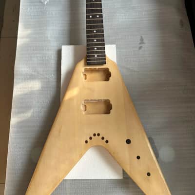 1 Set DIY Project Guitar Flying V Style Basswood Body with Maple Neck image 2