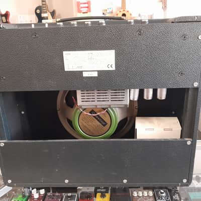 Marshall 1974X Handwired Reissue 2-Channel 18-Watt 1x12" Guitar Combo 2004 - Present - Black image 2