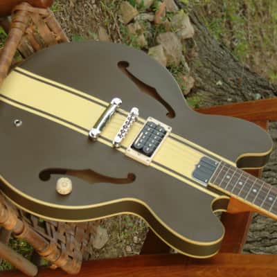 Epiphone ES-333, Tom Delonge/Blink 182 Semi-Hollow, W/USA Dirty Fingers, CASE, MINT! image 7