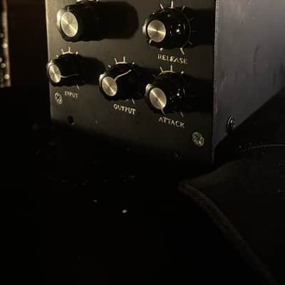1176 FET compressor, rev F image 1