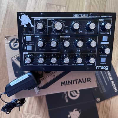 LNIB Moog Minitaur Rev2 black Eurorack compatible