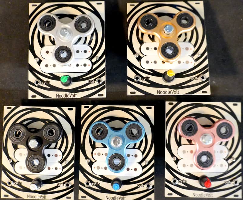 NoodleVolt Spinner v1.5 Metal 2025 - Black & White image 1