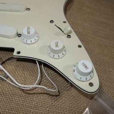 Pickguard Loaded, 1989 Fender American Strat Plus Stratocaster - image 3