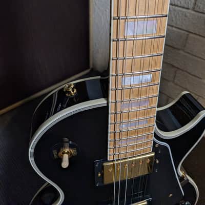 Gibson Custom Les Paul Custom Electric Guitar w/Maple Fretboard & Case (2011) image 7
