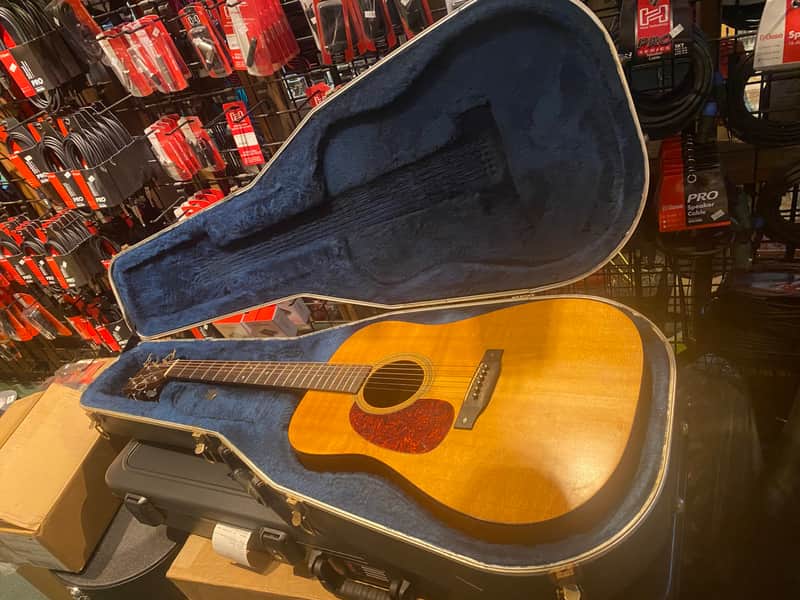 Martin D16 Left handed with rusty-hard-case image 1